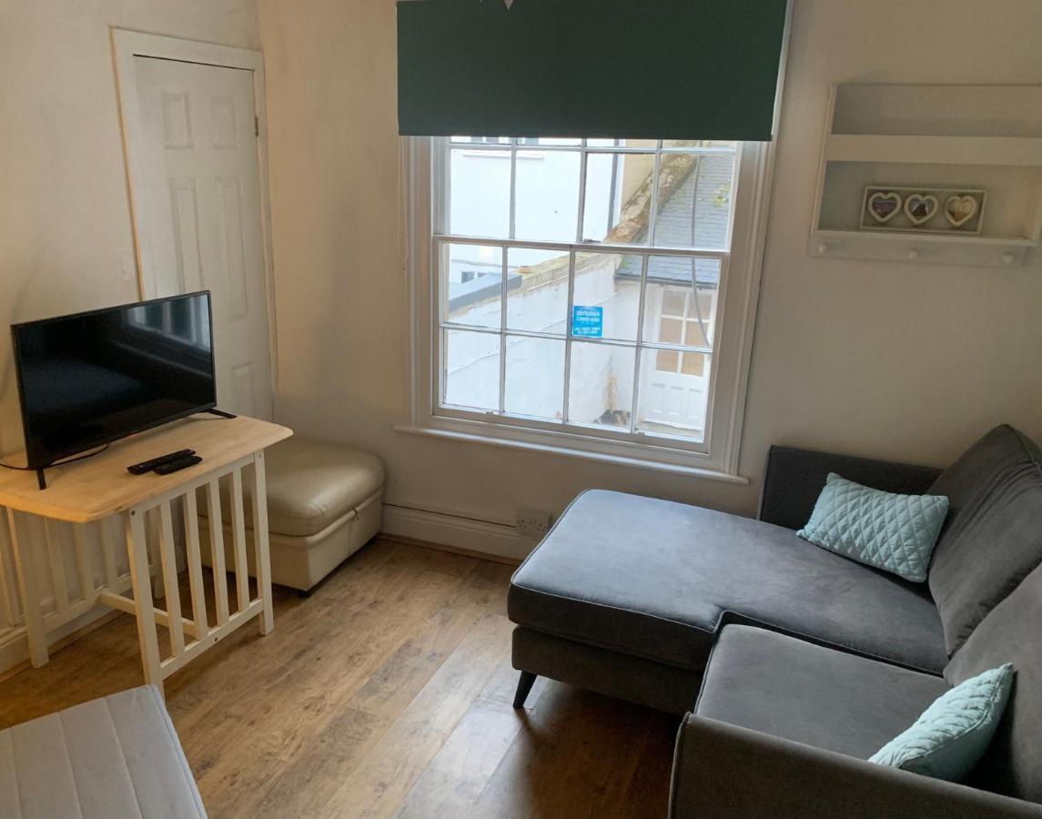 Hildegard Ground Floor Rooms Γουίτμπι Εξωτερικό φωτογραφία